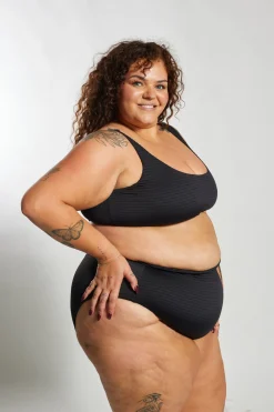 Gia Bikini Top Curve - Black Runch