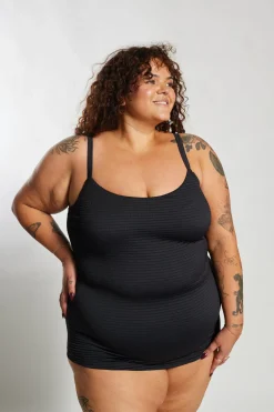 Giselle Tankini Top Curve - Black Runch