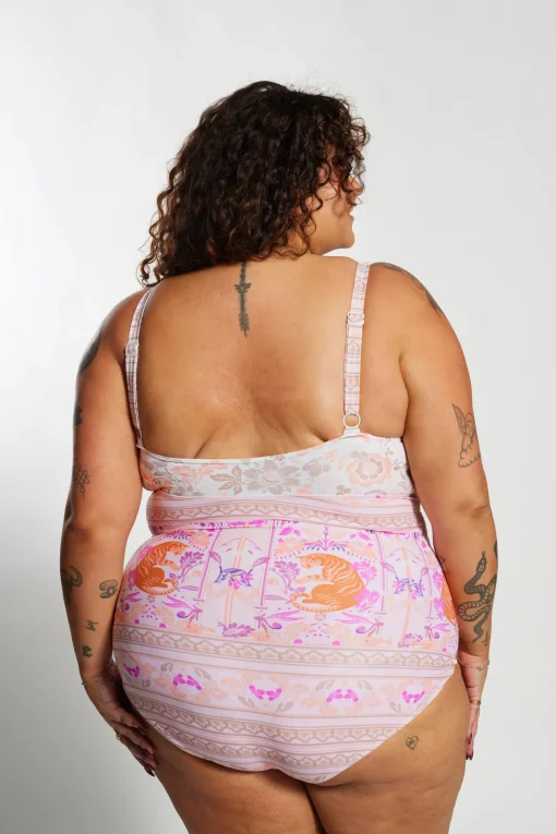 Gwen One Piece Curve - Desert Bloom