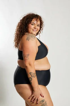 Lola Bikini Top Curve - Black on Black