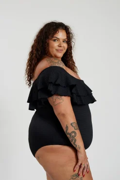 Miranda 02 One Piece Curve - Black Runch