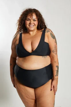 Penelope Bikini Bottom Curve - Black on Black